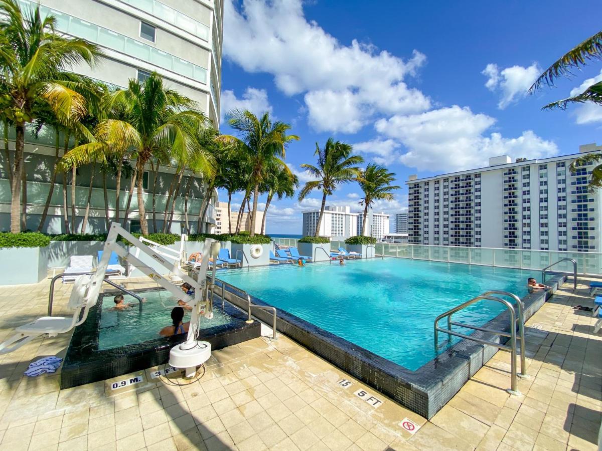 W Residences Fort Lauderdale Luxury Suites Across From Fort Lauderdale Beach Bagian luar foto